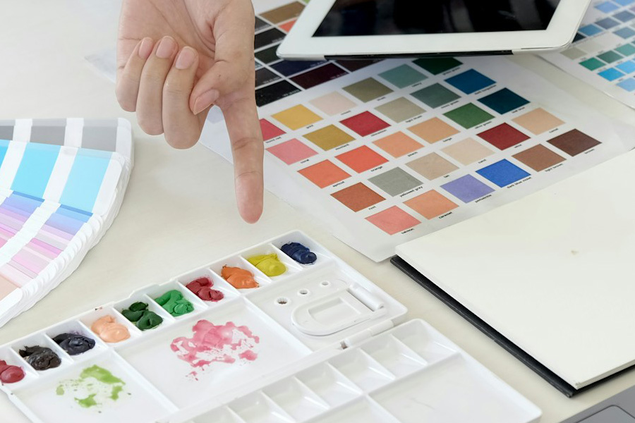 Armocromia: guida alla selezione dei colori e alla valorizzazione grazie al loro uso