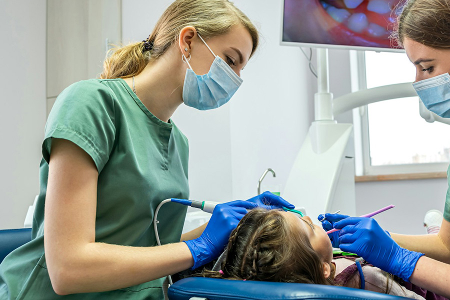 Assistente studio odontoiatrico